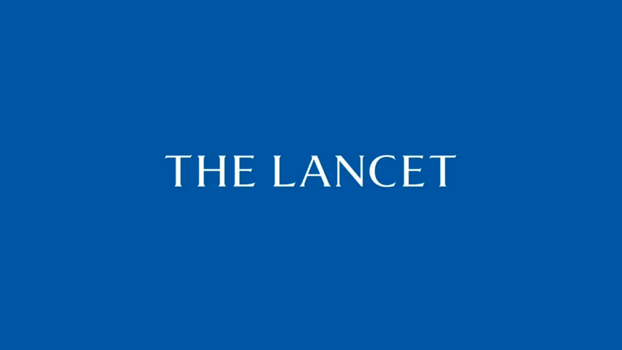 Egresados de la Escuela de Gobierno escriben para The Lancet 